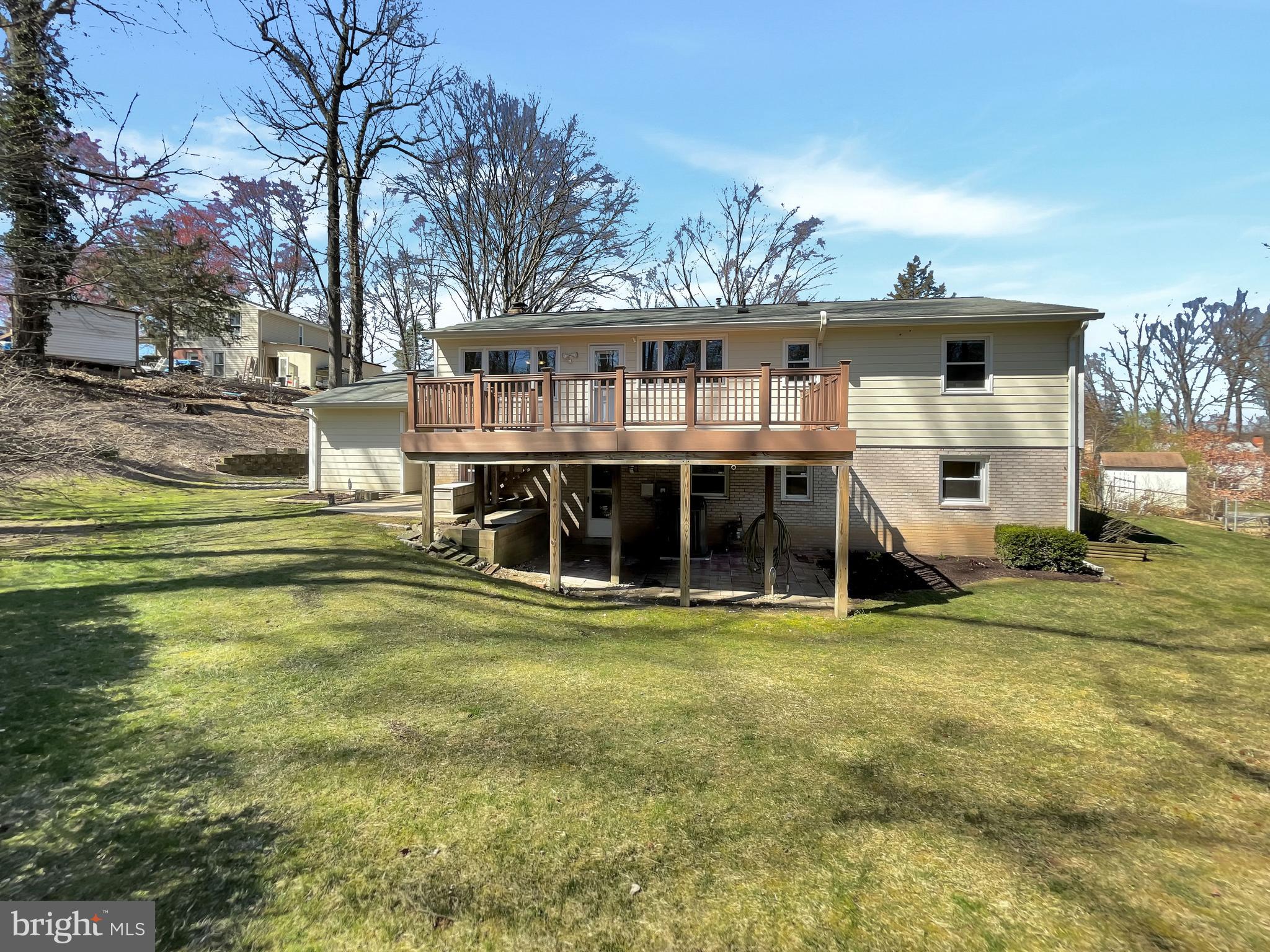 9121 Andromeda Drive Burke, VA 22015 - Photo 38 of 41