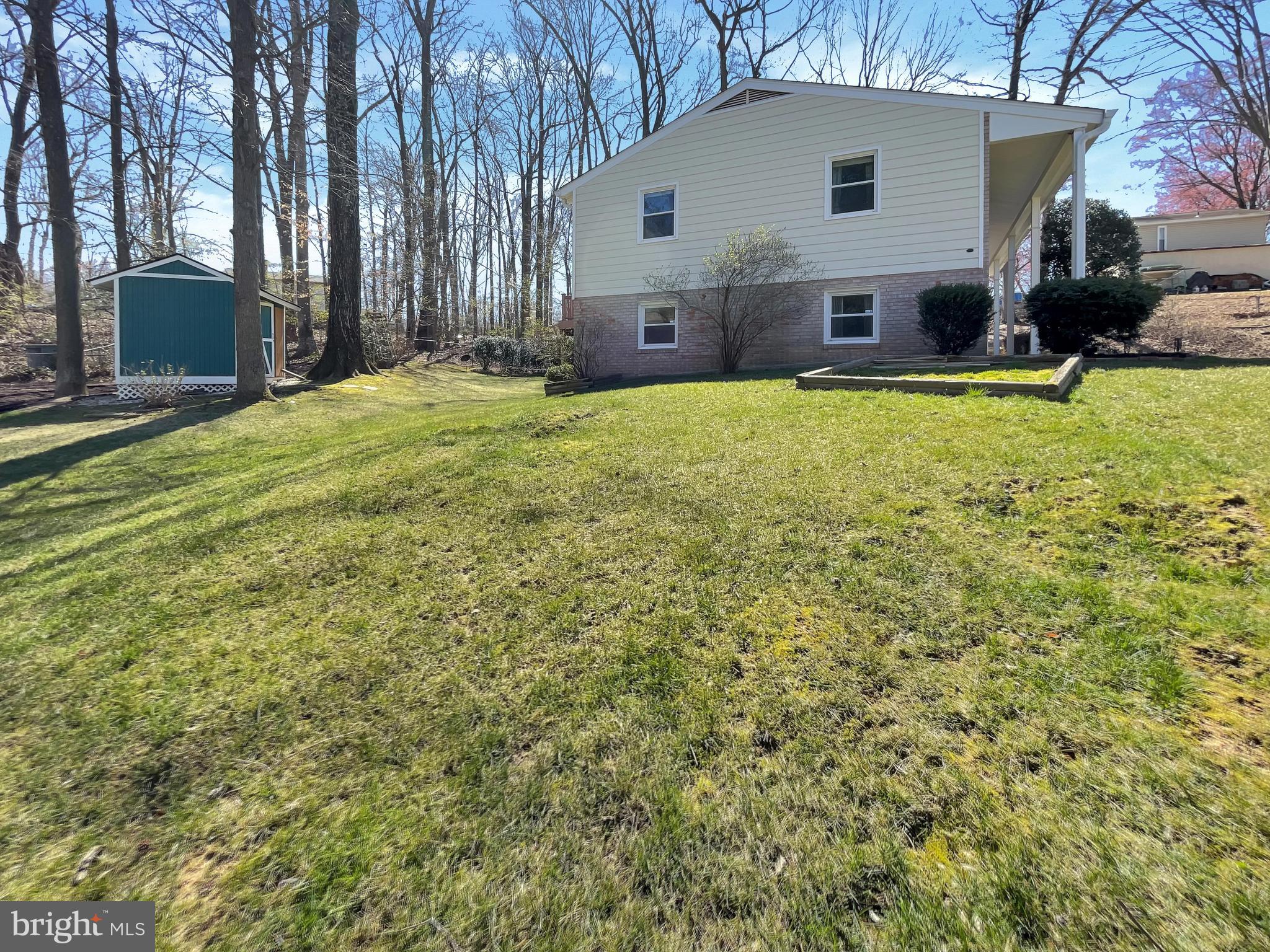 9121 Andromeda Drive Burke, VA 22015 - Photo 39 of 41