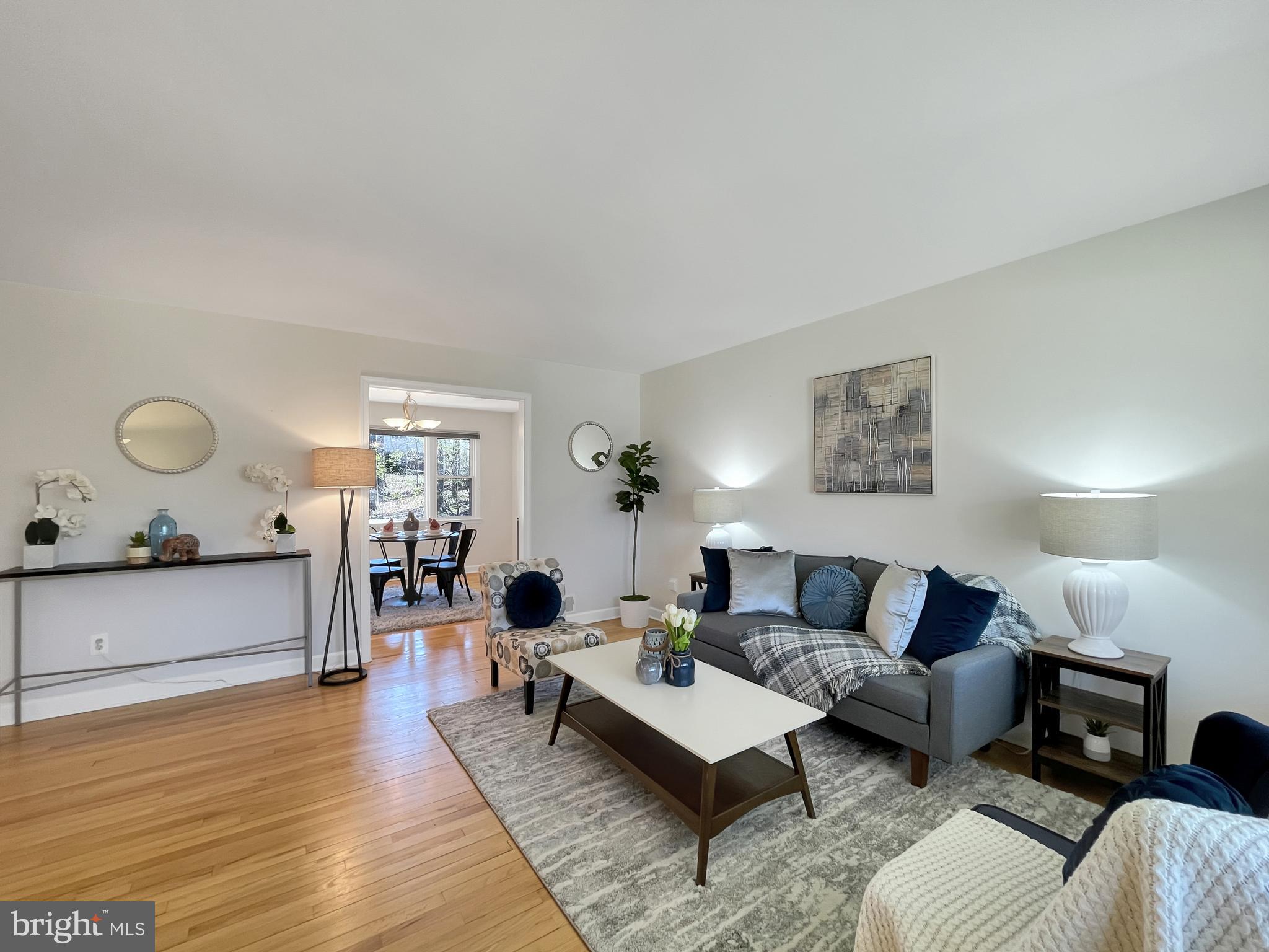 9121 Andromeda Drive Burke, VA 22015 - Photo 5 of 41