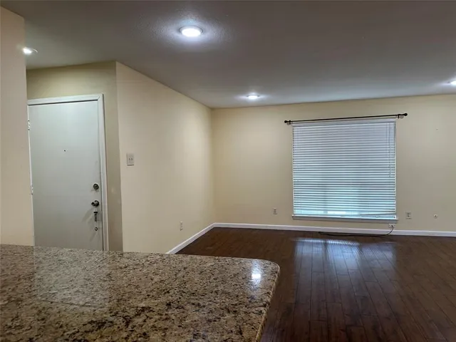 $1,350 | 10580 High Hollows Drive, Unit 271, Dallas, TX 75230