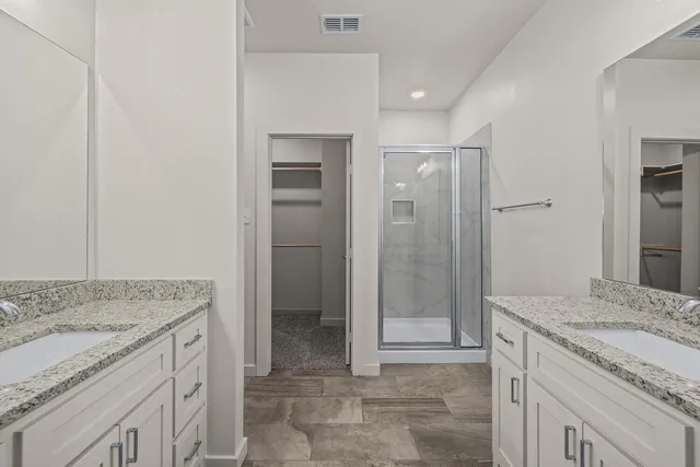 $1,450 | 1113 North 7th Street, Wolfforth, TX 79382