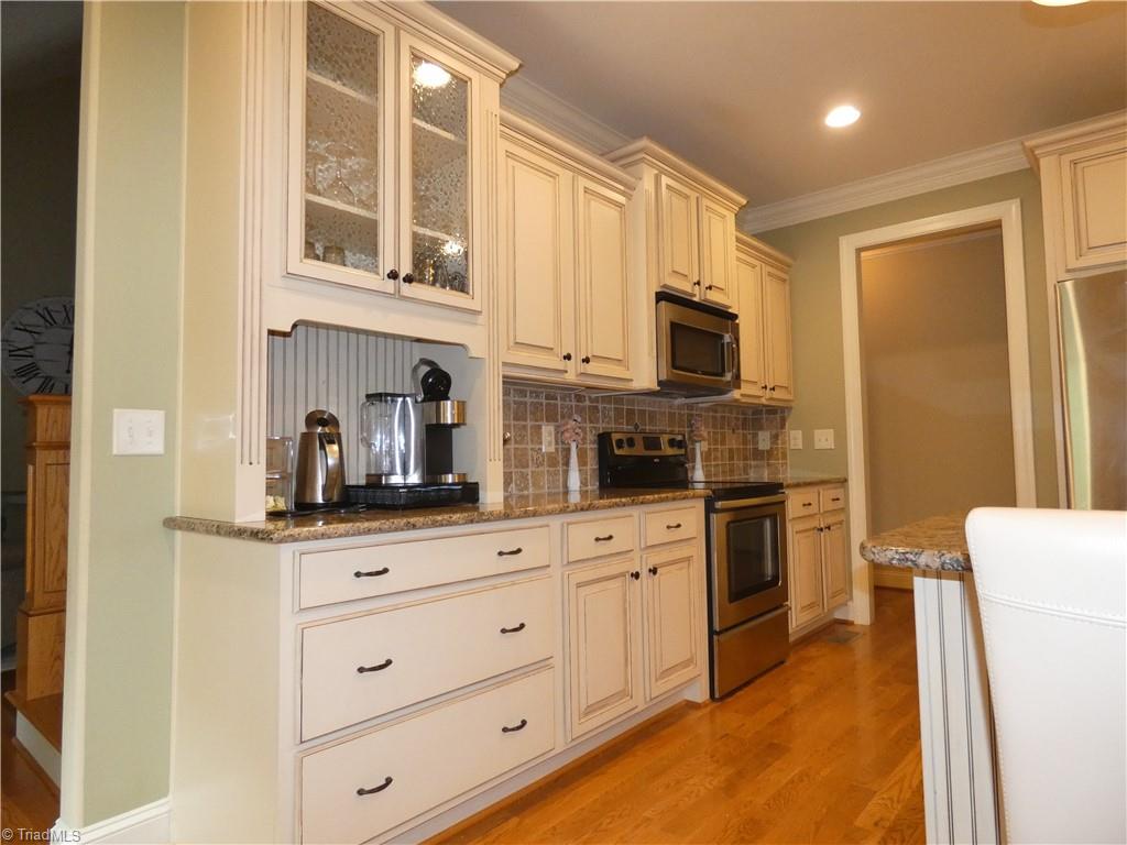 357 Willow Ridge Lane Winston-Salem, NC 27127 - Photo 10 of 41