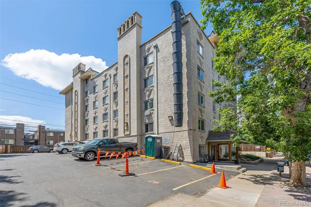 $1,500 | 1125 North Washington Street, Unit 207, Denver, CO 80203