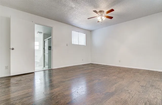 $2,500 | 2910 East 12th Street, Austin, TX 78702