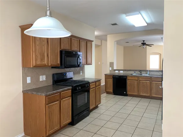 $1,850 | 2338 Green Meadows Lane, Buda, TX 78610