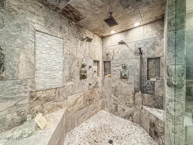 a view of a storage & utility room