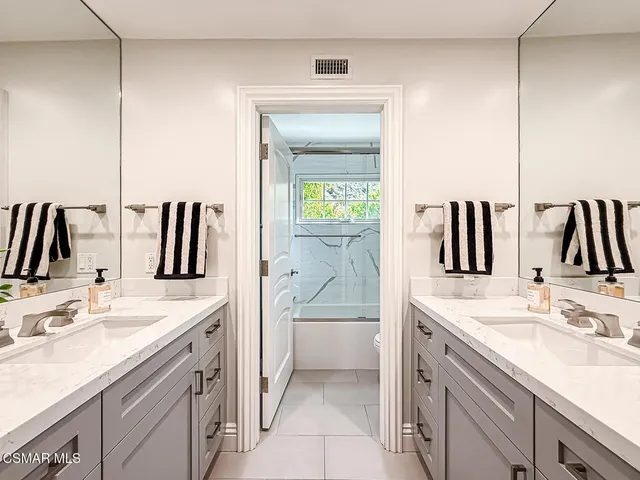 $5,685,000 | 581 Lakeview Canyon Road, Westlake Village, CA 91362