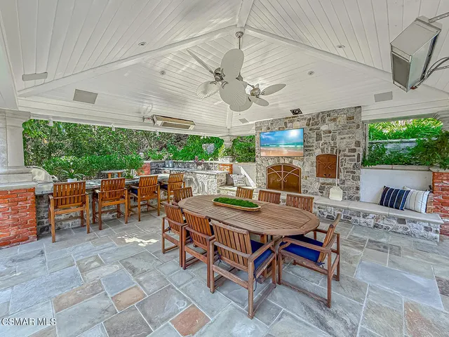 $5,685,000 | 581 Lakeview Canyon Road, Westlake Village, CA 91362