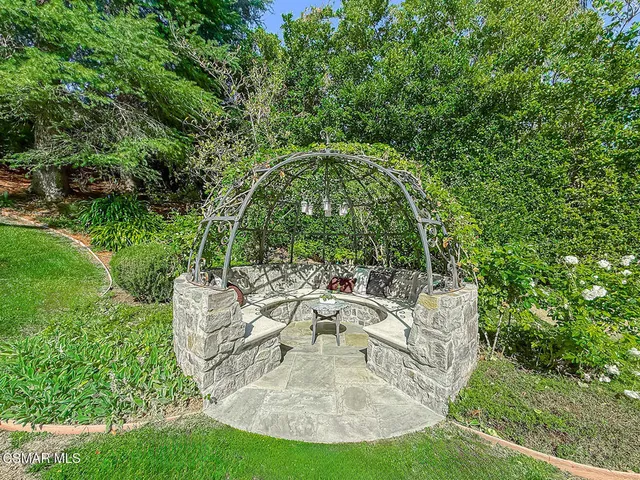 $5,685,000 | 581 Lakeview Canyon Road, Westlake Village, CA 91362