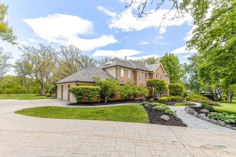 $1,749,000 | 1541 Heritage Road, Lake Forest, IL 60045