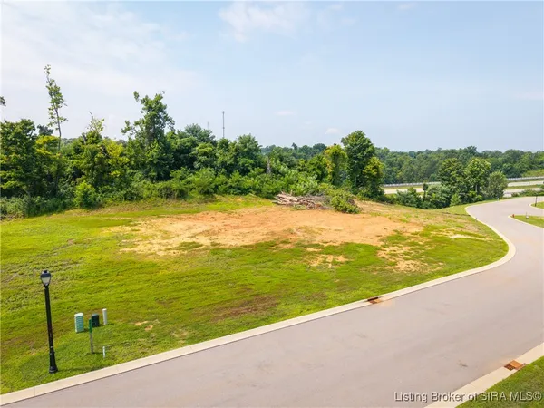 $190,000 | 8018 Limestone Ridge Way, Jeffersonville, IN 47130