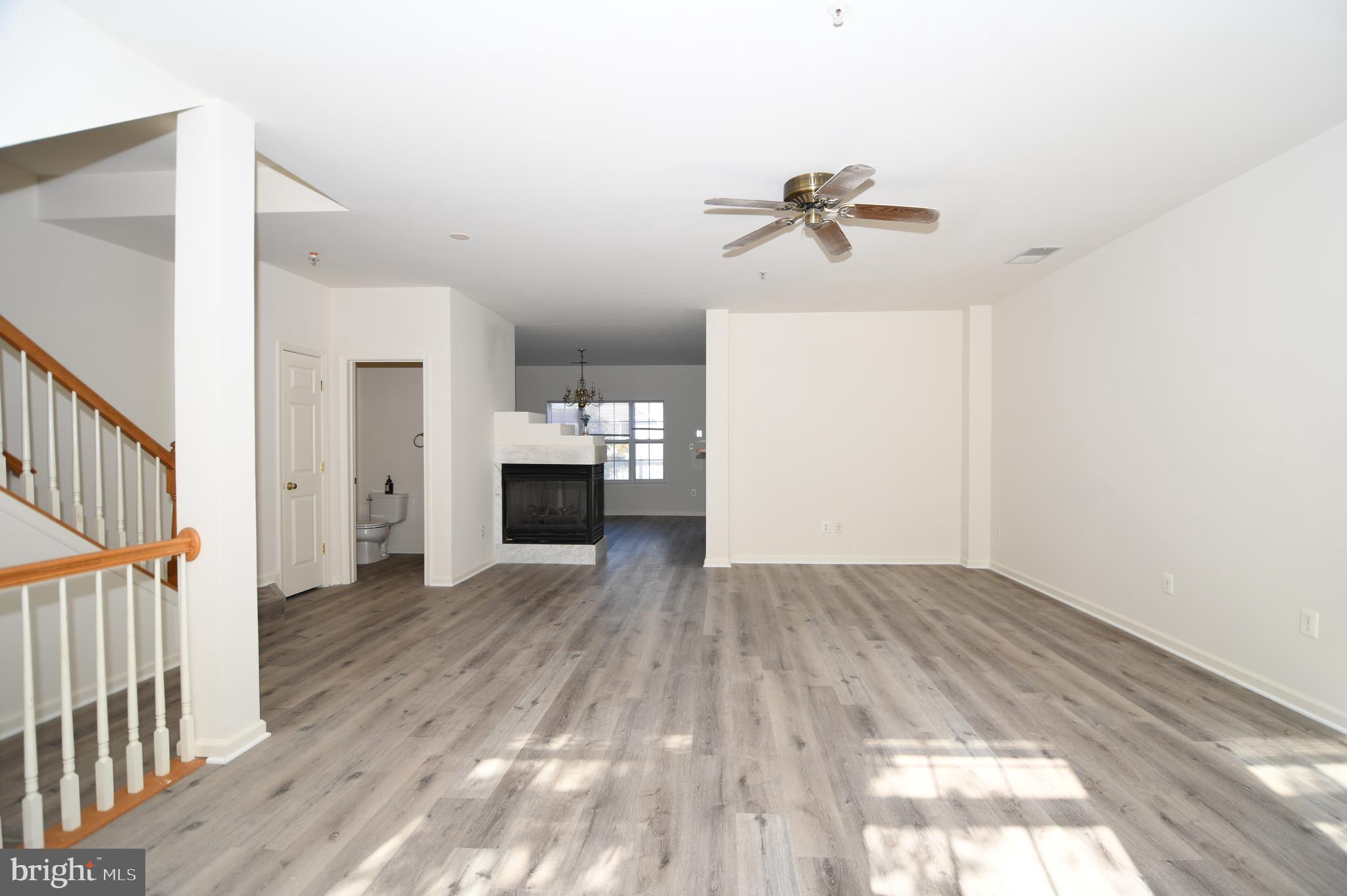 628 B Main Street, Unit 628B Gaithersburg, MD 20878 - Photo 23 of 53