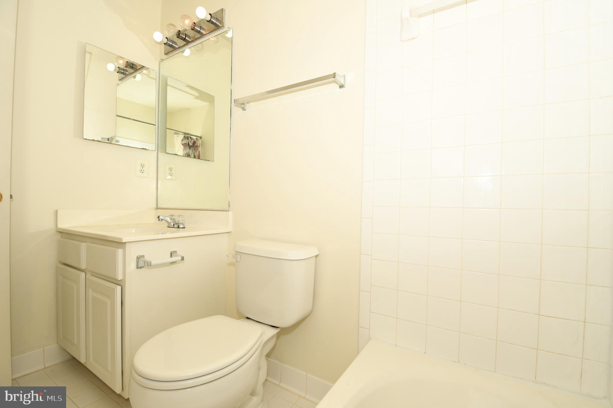 628 B Main Street, Unit 628B Gaithersburg, MD 20878 - Photo 36 of 53