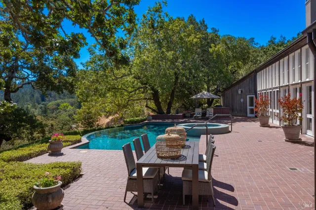 $3,950,000 | 775 White Oak Drive, Santa Rosa, CA 95409