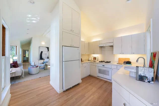 $3,950,000 | 775 White Oak Drive, Santa Rosa, CA 95409