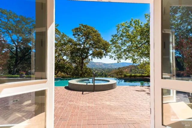 $3,950,000 | 775 White Oak Drive, Santa Rosa, CA 95409