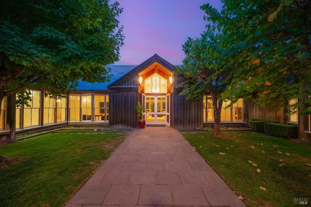 $3,950,000 | 775 White Oak Drive, Santa Rosa, CA 95409