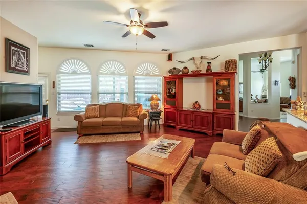 $515,000 | 7517 Silver Lake Drive, Rowlett, TX 75089