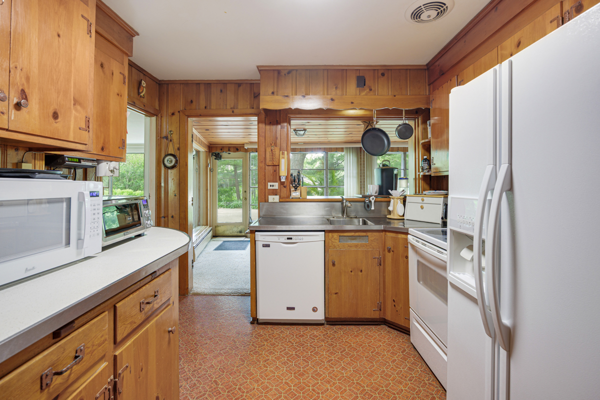 16 Green Ridge Road Elgin, IL 60120 - Photo 18 of 35 Gallery Image 18