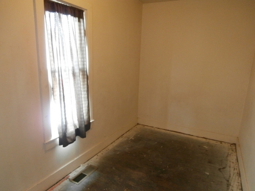 799 Escott Road Owosso, MI 48867 - Photo 12 of 17 31339246-11.JPG