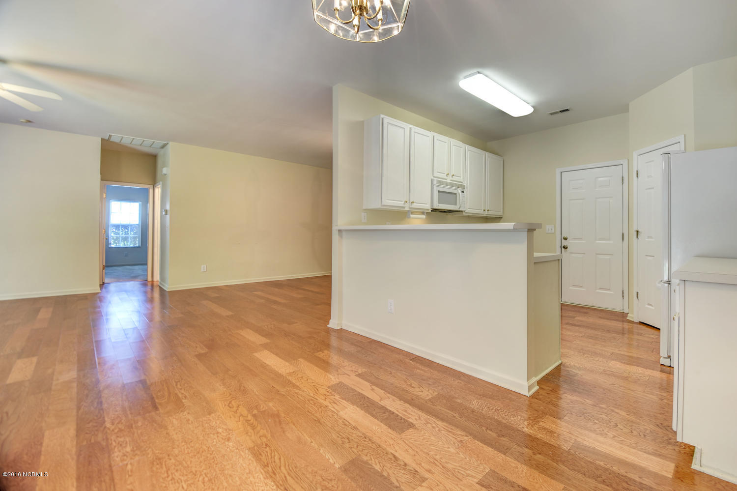 217 Olde Well Loop Road Wilmington, NC 28411 - Photo 8 of 27 217 Olde Well Loop Rd-large-008-12-DSC 0
