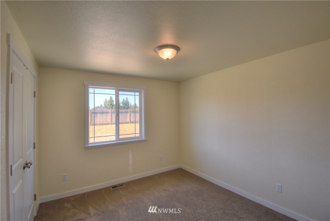 18737 Guava Street Southwest Rochester, WA 98579 - Photo 15 of 24