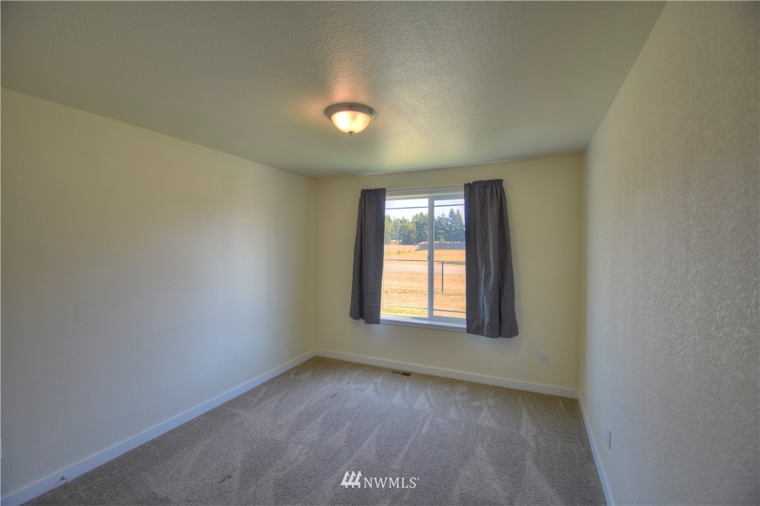 18737 Guava Street Southwest Rochester, WA 98579 - Photo 17 of 24