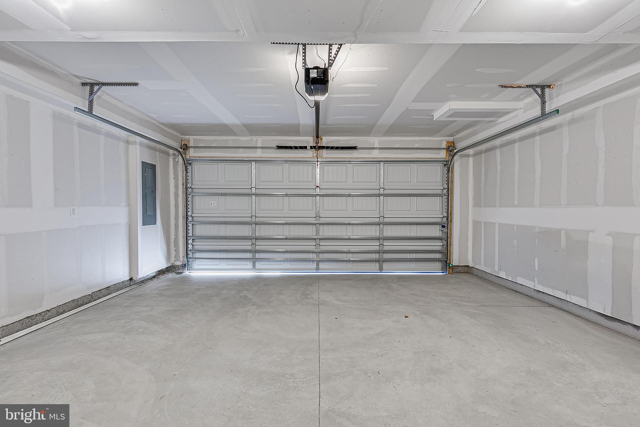 2-car garage