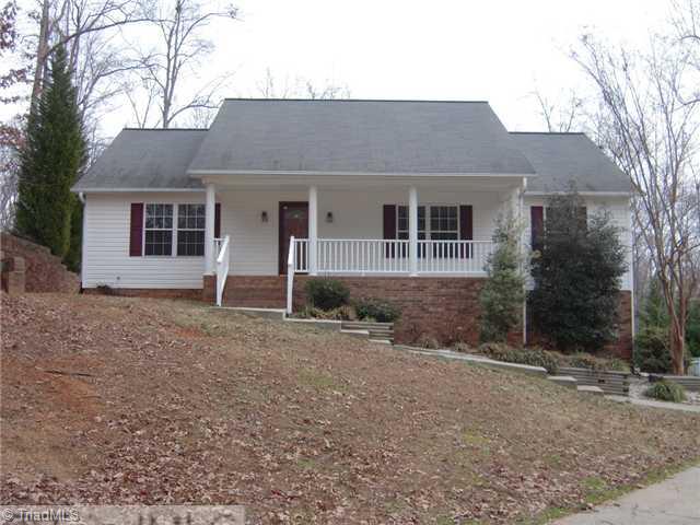 576 Farmstead Road Winston-Salem, NC 27107 - Photo 1 of 7 Exterior Front.