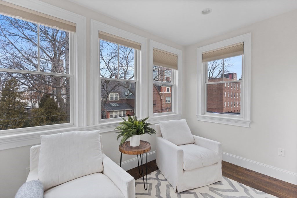 25 Euston Street, Unit 2 Brookline, MA 02446 - Photo 21 of 28