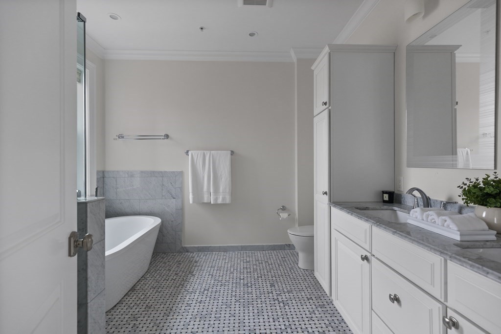 25 Euston Street, Unit 2 Brookline, MA 02446 - Photo 25 of 28
