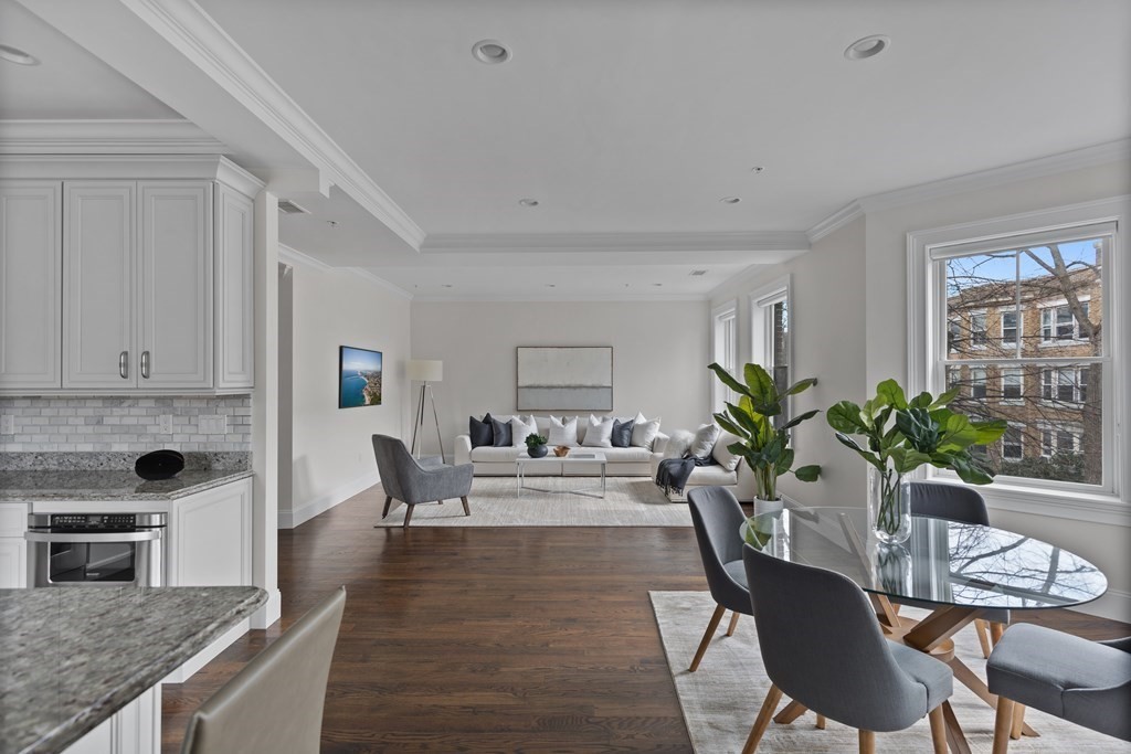 25 Euston Street, Unit 2 Brookline, MA 02446 - Photo 6 of 28