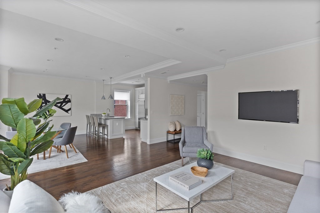 25 Euston Street, Unit 2 Brookline, MA 02446 - Photo 8 of 28