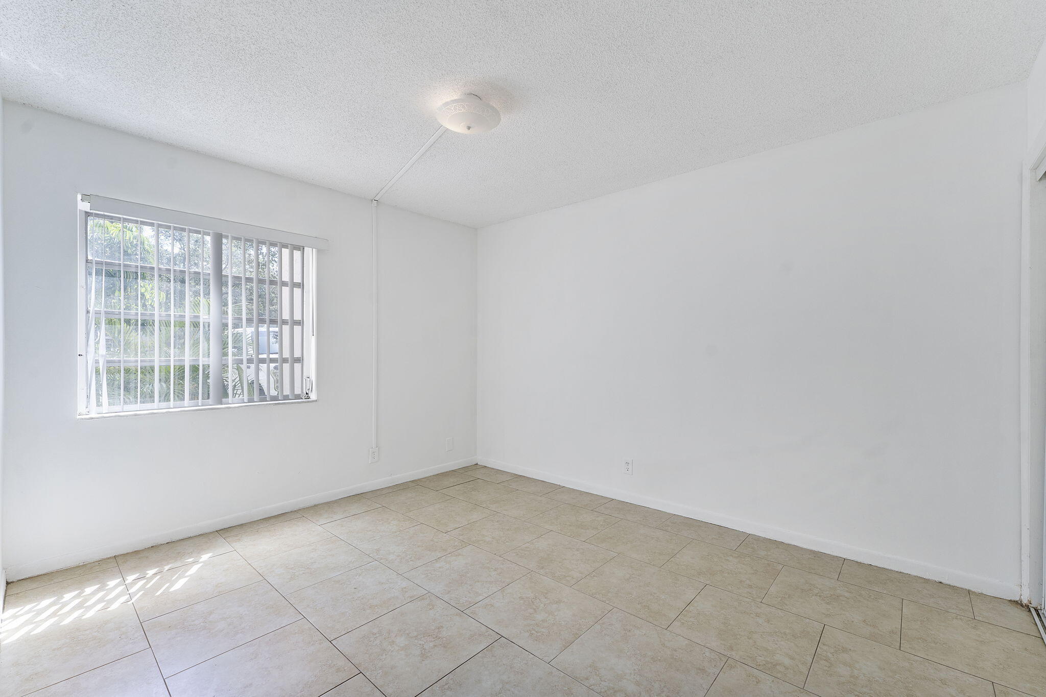 632 Northwest 13th Street, Unit 16 Boca Raton, FL 33486 - Photo 15 of 31 jk 18