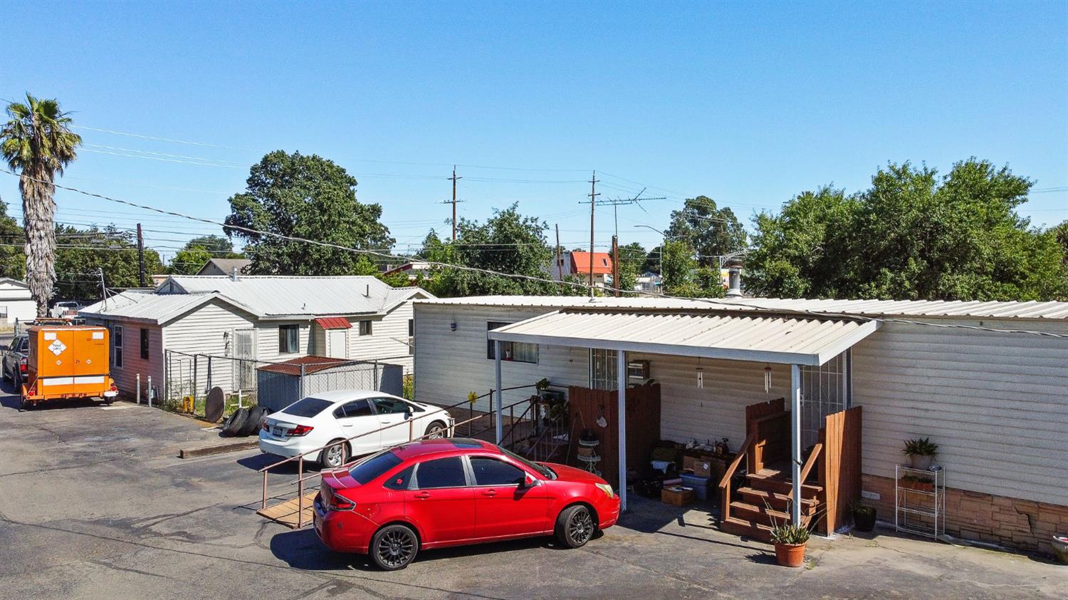 6837 Rio Linda Boulevard Rio Linda, CA 95673 - Photo 44 of 51 a view of car parked in garage