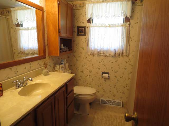4860 River Bend Road Rhinelander, WI 54501 - Photo 10 of 20 Gallery Image 10