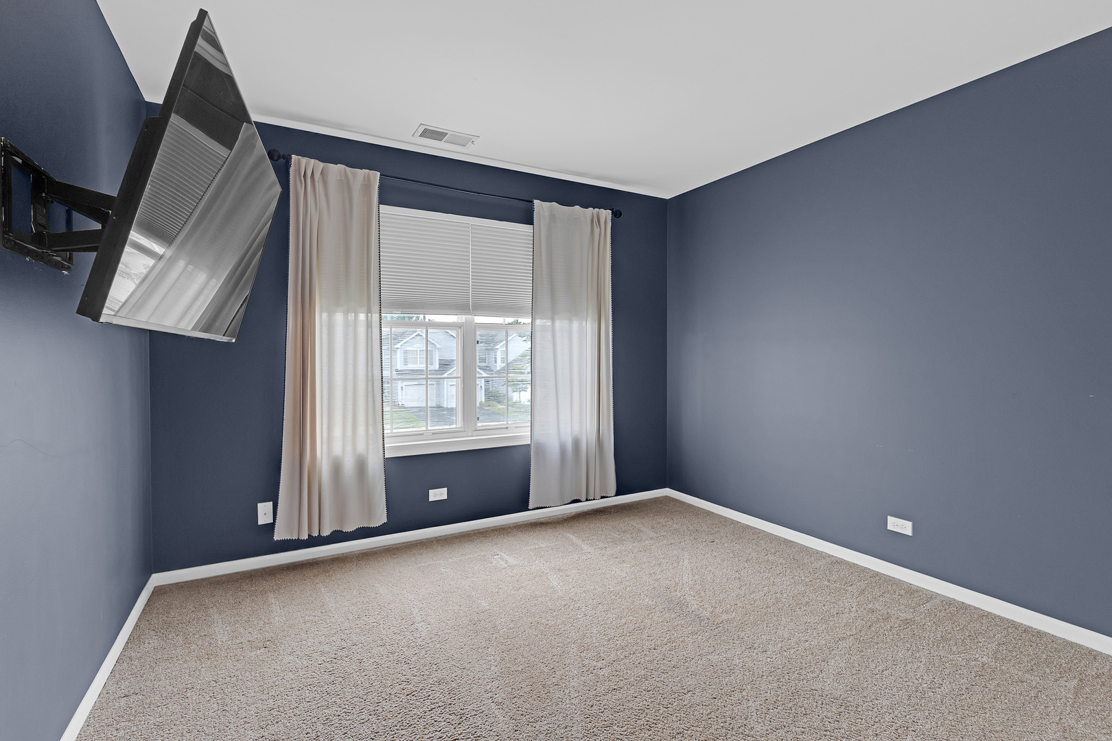 17867 Braewick Road Gurnee, IL 60031 - Photo 18 of 24 Gallery Image 18