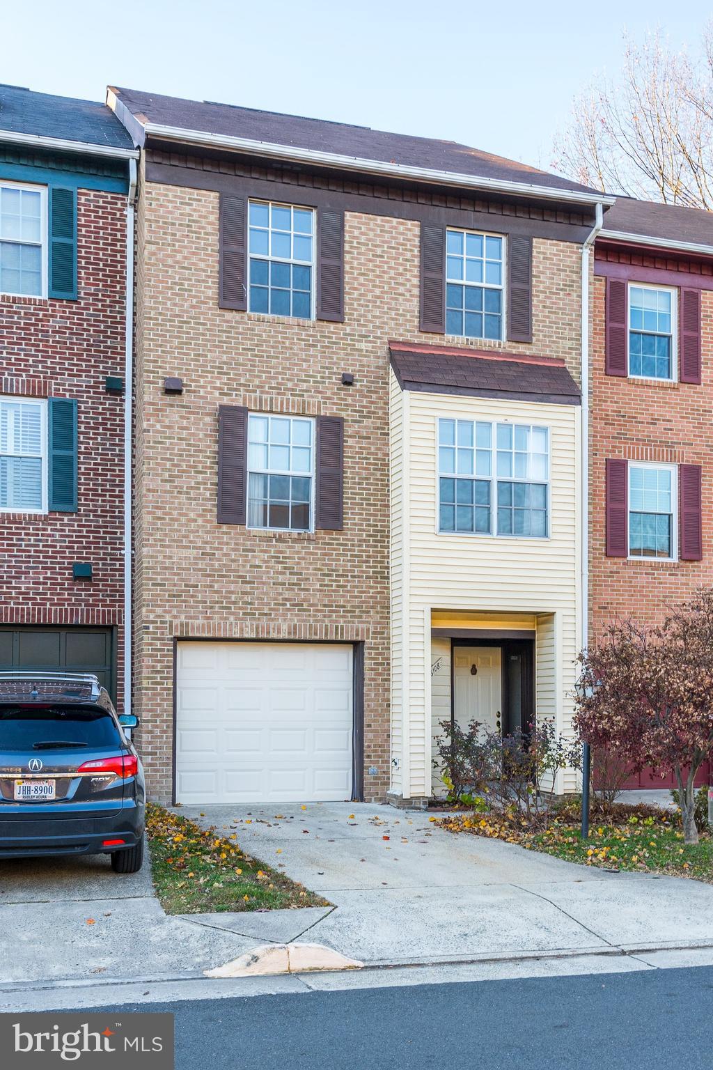 6108 Castletown Way Alexandria, VA 22310 - Photo 3 of 69