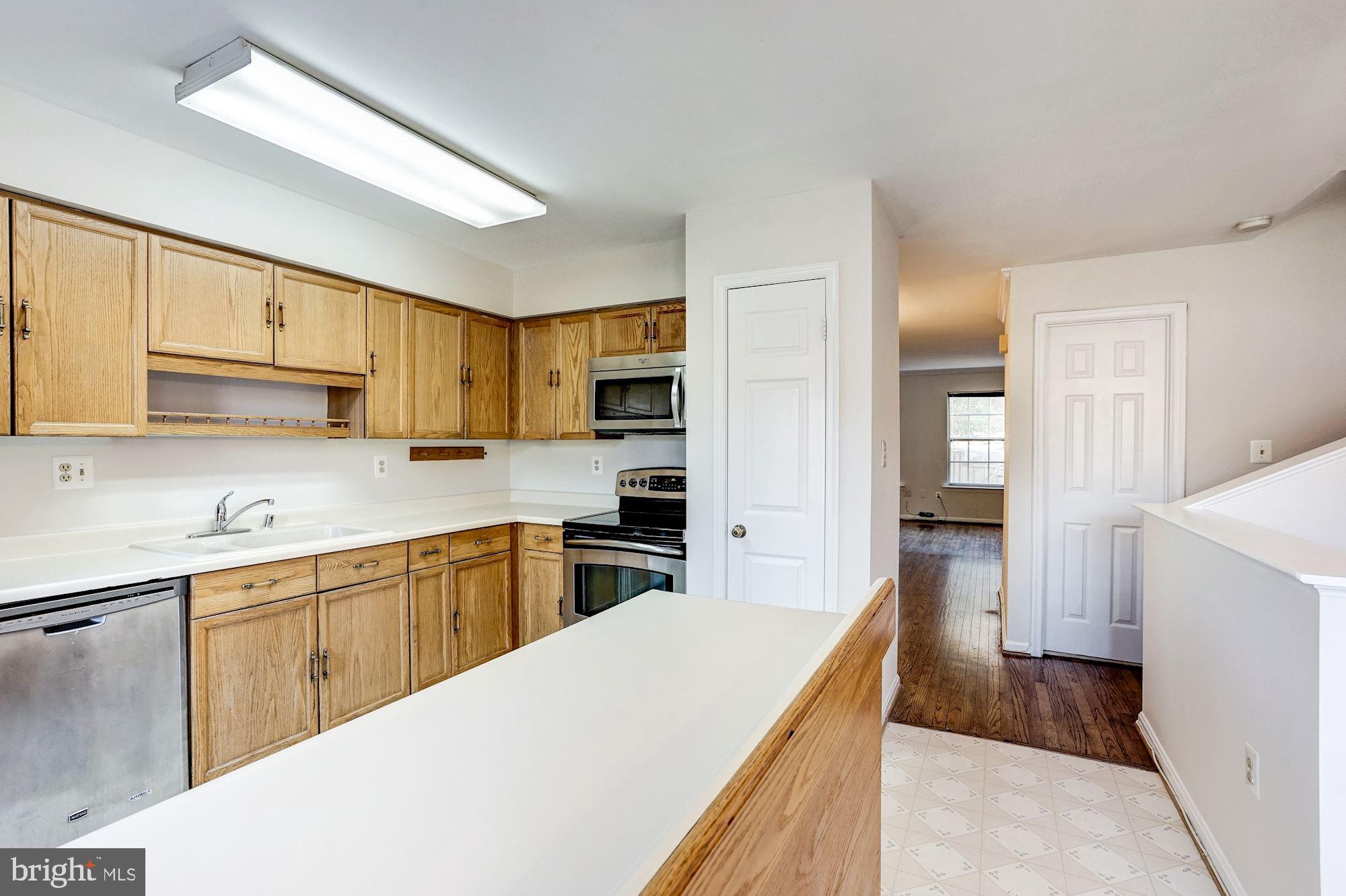 6108 Castletown Way Alexandria, VA 22310 - Photo 23 of 69