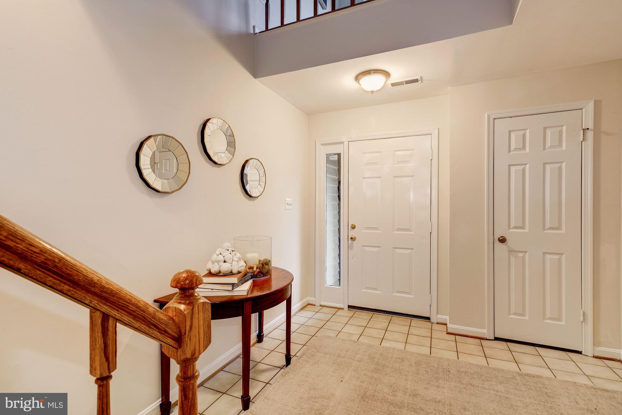 6108 Castletown Way Alexandria, VA 22310 - Photo 7 of 69