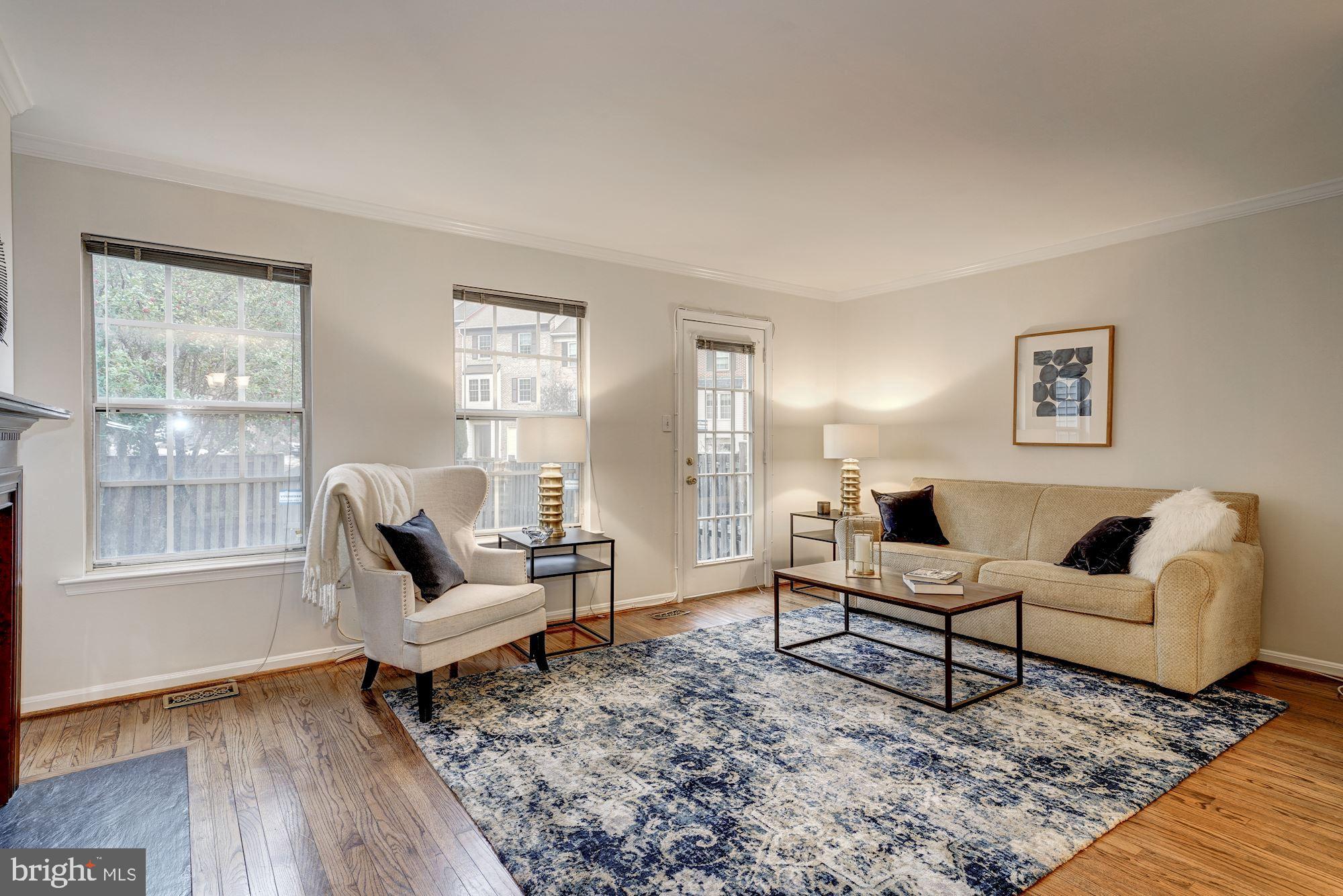 6108 Castletown Way Alexandria, VA 22310 - Photo 8 of 69