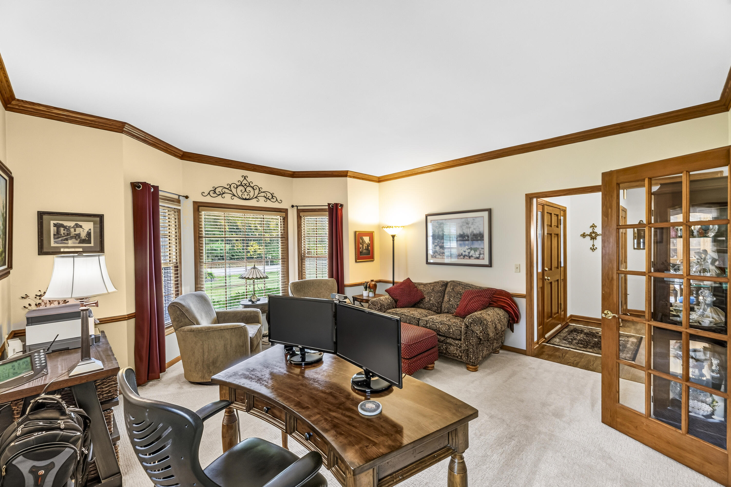 103 Birch Road Delafield, WI 53018 - Photo 9 of 72 Formal Living Room