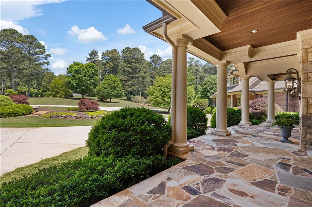 972 Acworth Due West Road Northwest Kennesaw, GA 30152 - Photo 13 of 175