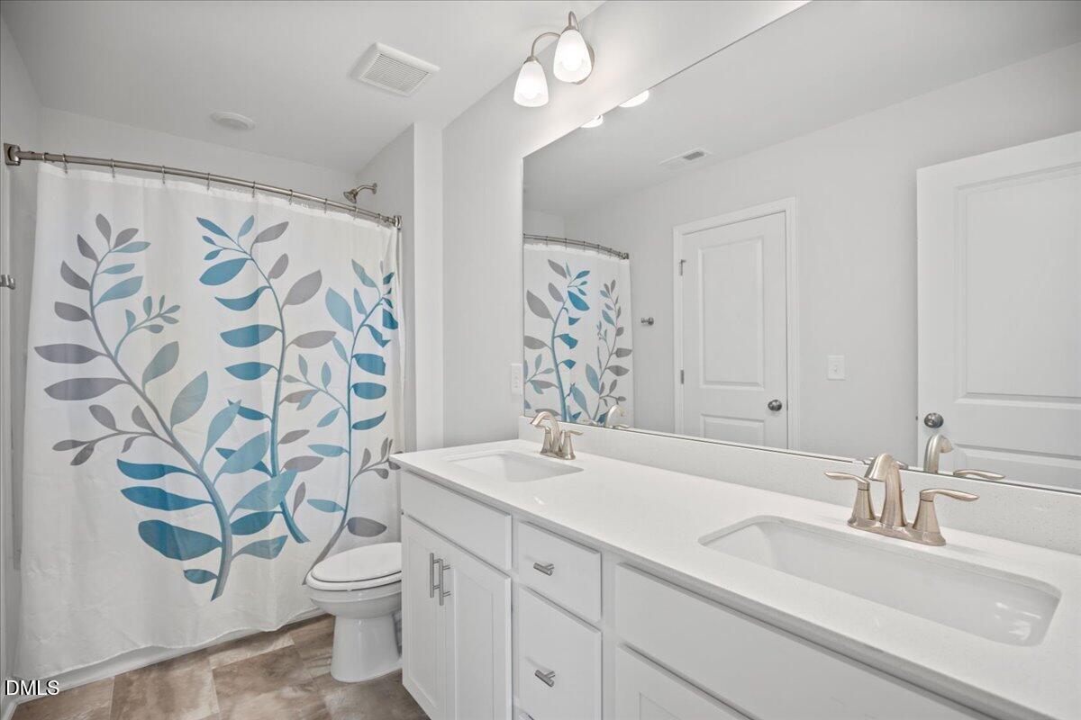 90 Rigsby Avenue Four Oaks, NC 27524 - Photo 13 of 20 BATHROOM