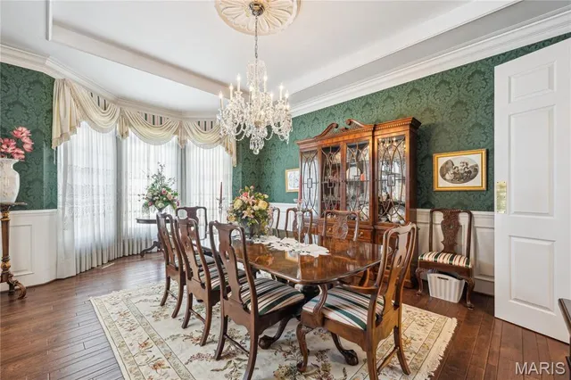 $1,115,000 | 19385 Deer Pointe Estates Drive, Wildwood, MO 63038