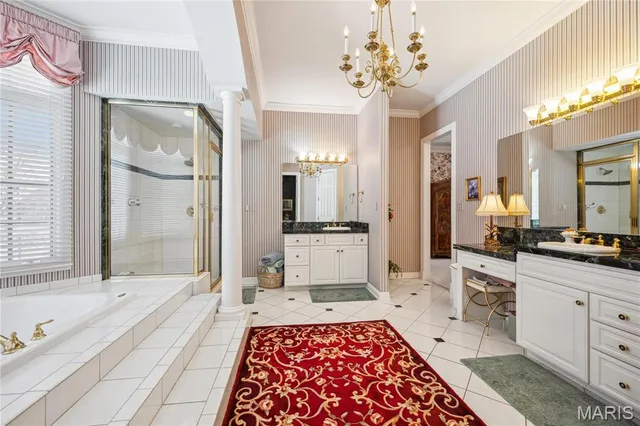 $1,115,000 | 19385 Deer Pointe Estates Drive, Wildwood, MO 63038