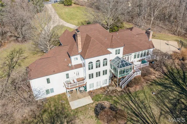 $1,115,000 | 19385 Deer Pointe Estates Drive, Wildwood, MO 63038