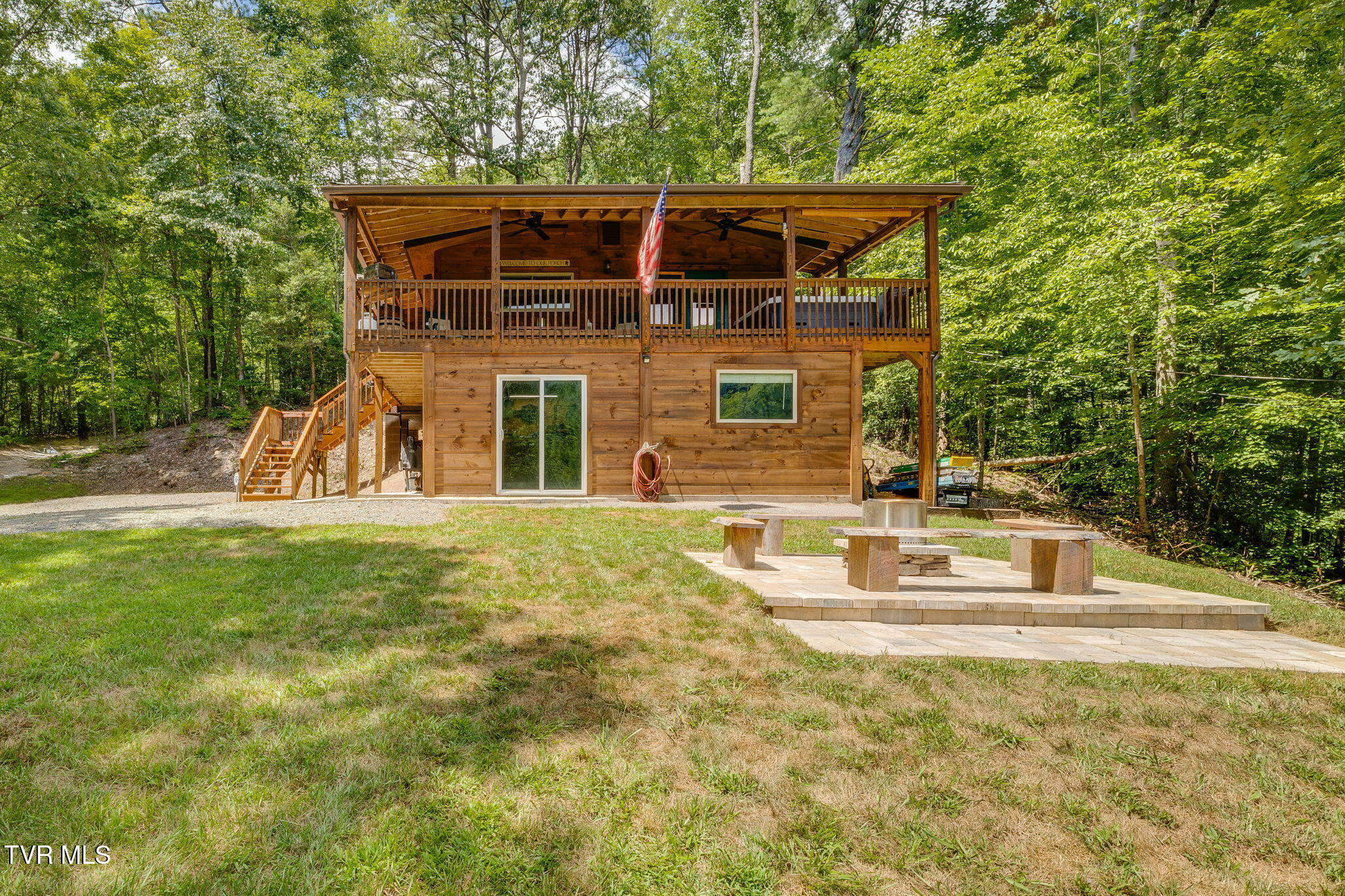 118 Managoff Lane Butler, TN 37640 - Photo 2 of 65 001