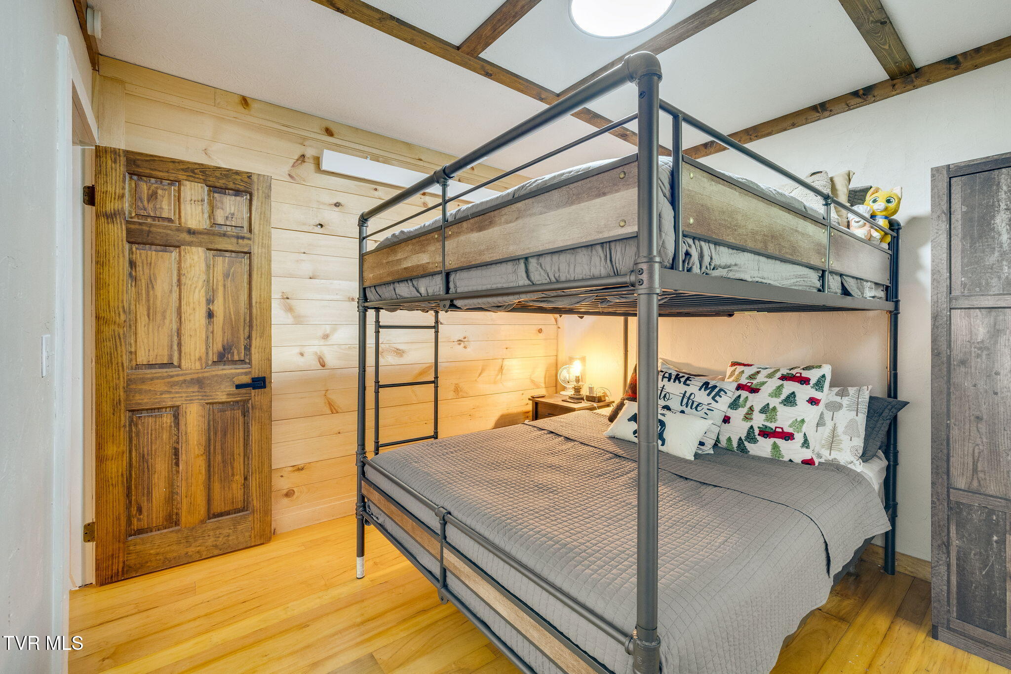 118 Managoff Lane Butler, TN 37640 - Photo 22 of 65 020