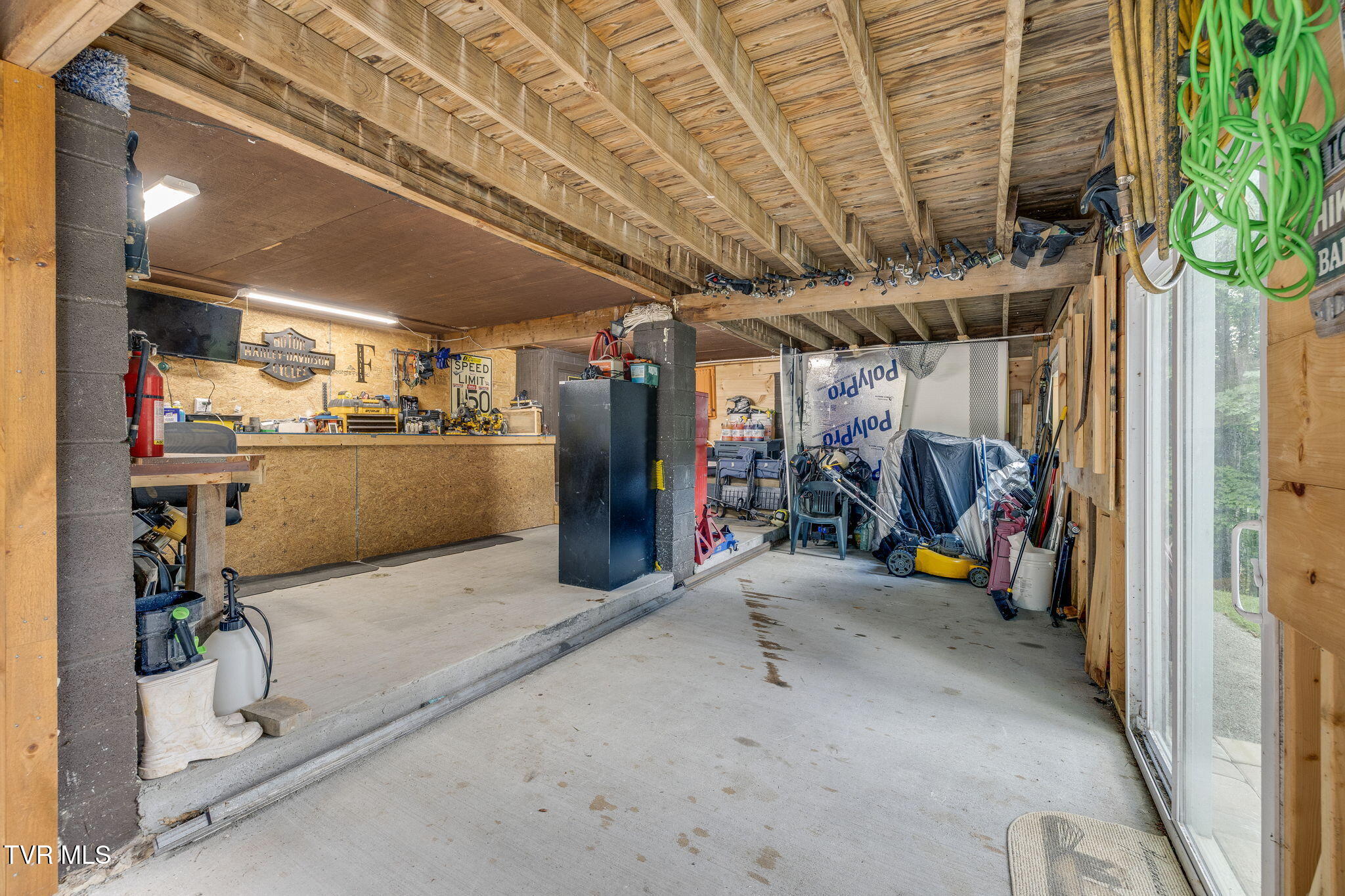 118 Managoff Lane Butler, TN 37640 - Photo 25 of 65 023